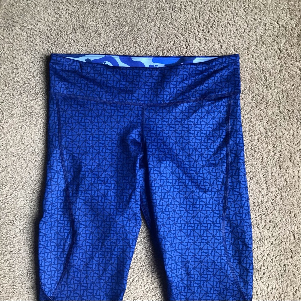 Vineyard Vines Performance Reversible Leggings - image 7